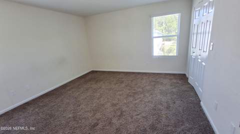 878 Capitol Parkway, Jacksonville FL - photo 7 of 18