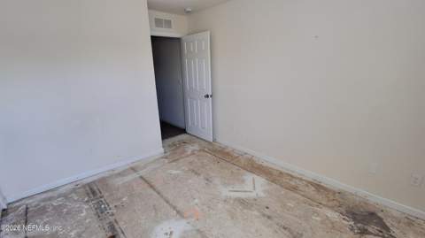 878 Capitol Parkway, Jacksonville FL - photo 13 of 18