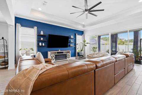 15638 Chir Pine Drive, Jacksonville FL - photo 10 of 52