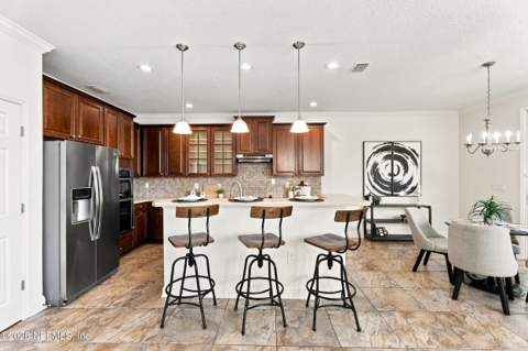 2472 Tanner Lake Court, Jacksonville FL - photo 10 of 43