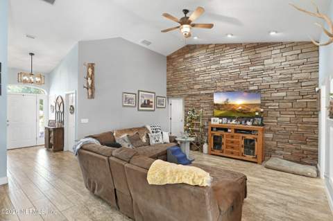 157 Cacique Drive, St. Augustine FL - photo 6 of 41