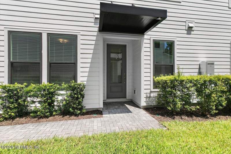 3 bedroom Townhouse at 11404 Newtonian Boulevard, Newton Townhomes, Jacksonville — photo 2