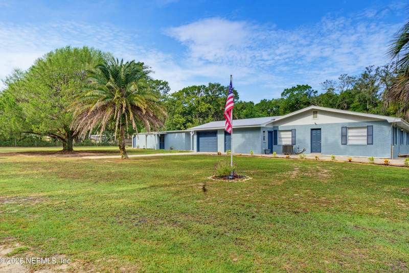3 bedroom Single Family Residence at 125 Hart Lake Drive, Hart Lake, Interlachen — photo 4
