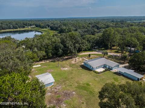 125 Hart Lake Drive, Interlachen FL - photo 7 of 50