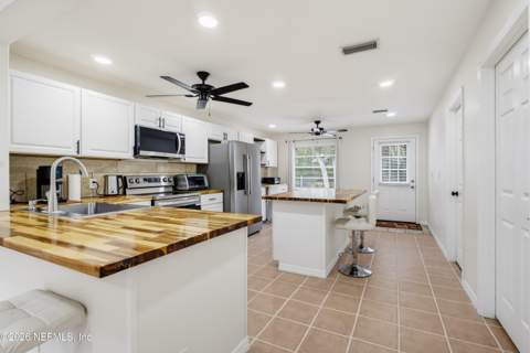 125 Hart Lake Drive, Interlachen FL - photo 10 of 50