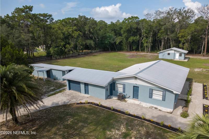 3 bedroom Single Family Residence at 125 Hart Lake Drive, Hart Lake, Interlachen — photo 3