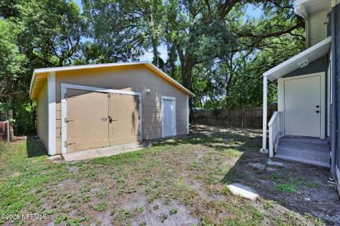 3119 Rosselle Street, Jacksonville FL - photo 15 of 40
