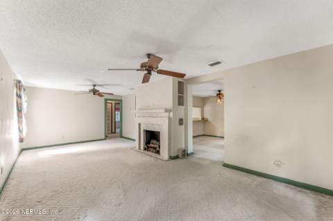 306 Metz Street, Jacksonville FL - photo 7 of 25