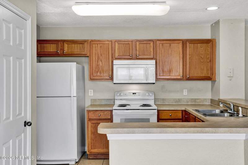 3 bedroom Condominium at 8550 Argyle Business Loop #1608, Cottages At Argyle Condo, Jacksonville — photo 5