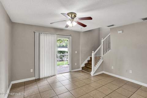 8550 Argyle Business Loop #1608, Jacksonville FL - photo 12 of 32