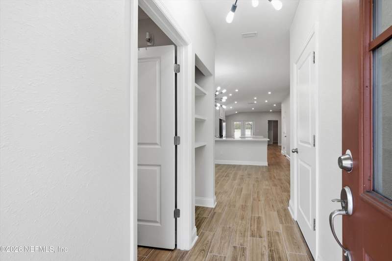 3 bedroom Single Family Residence at 12975 Holsinger Boulevard, Wells Creek, Jacksonville — photo 4