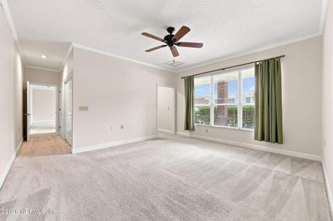 4550 Middleton Park Circle, Jacksonville FL - photo 17 of 39