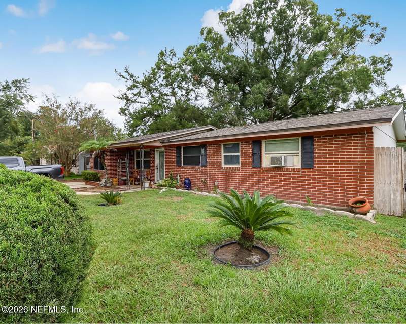 3 bedroom Single Family Residence at 7501 John F Kennedy Drive, Washington Lake Est, Jacksonville — photo 3
