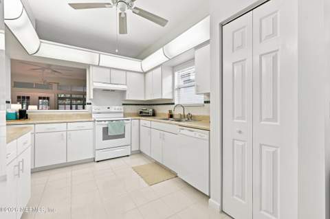 248 Sea Woods Drive, St. Augustine FL - photo 11 of 58