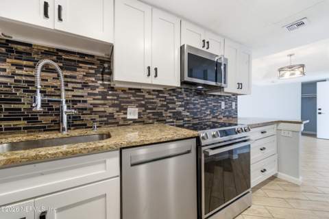 1601 Ocean Drive #907, Jacksonville Beach FL - photo 14 of 44