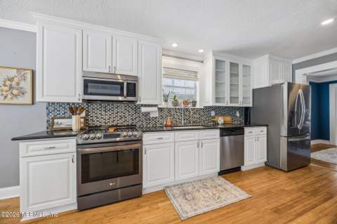 1077 Dancy Street, Jacksonville FL - photo 18 of 83