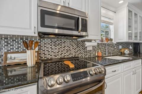 1077 Dancy Street, Jacksonville FL - photo 22 of 83