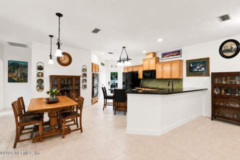 11674 Bridges Road, Jacksonville FL - photo 6 of 31