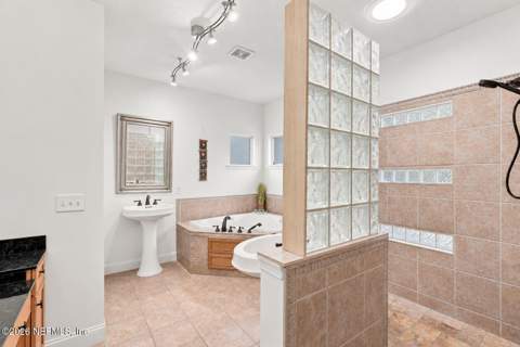 11674 Bridges Road, Jacksonville FL - photo 10 of 31