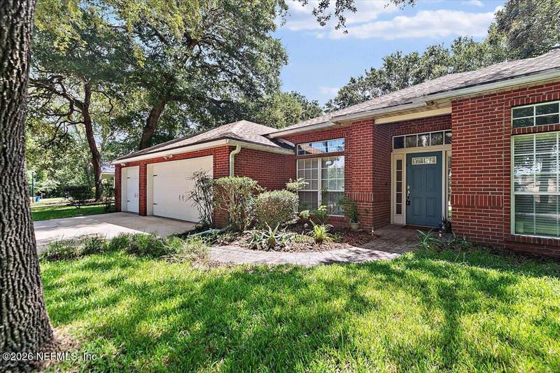 4 bedroom Single Family Residence at 3042 Donato Drive, Marshwinds, Jacksonville — photo 3