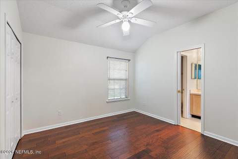 3042 Donato Drive, Jacksonville FL - photo 17 of 28