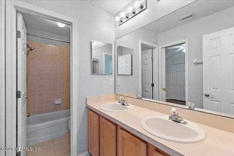3042 Donato Drive, Jacksonville FL - photo 18 of 28