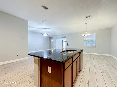 318 Candlebark Drive, Jacksonville FL - photo 11 of 42