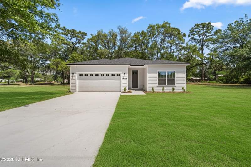 4 bedroom Single Family Residence at 9019 Hipps Road, Jax Heights, Jacksonville — photo 4
