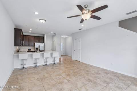 7158 Jareth Drive, Jacksonville FL - photo 9 of 36