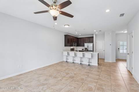 7158 Jareth Drive, Jacksonville FL - photo 10 of 36
