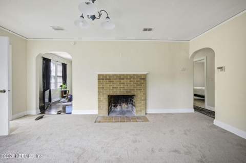 8944 1st Avenue, Jacksonville FL - photo 10 of 25