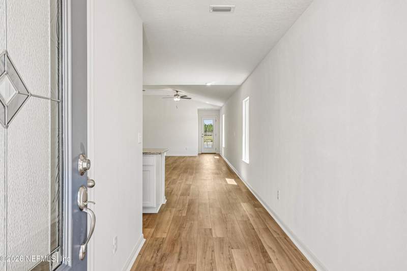 3 bedroom Single Family Residence at 15931 Delicate Arch Avenue, **verifying Subd**, Jacksonville — photo 5