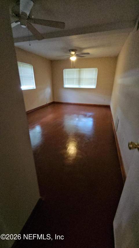 8264 Caravelle Drive, Jacksonville FL - photo 19 of 37