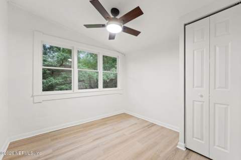 5604 Cruz Road, Jacksonville FL - photo 8 of 15