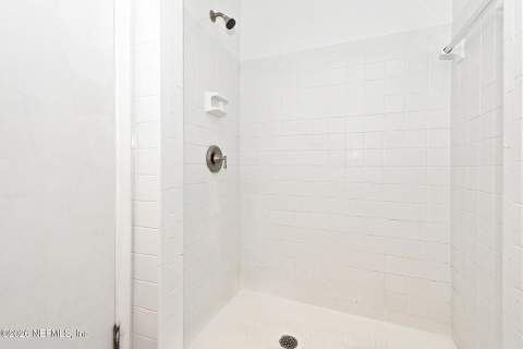 6418 Bayfield Drive, Jacksonville FL - photo 12 of 21
