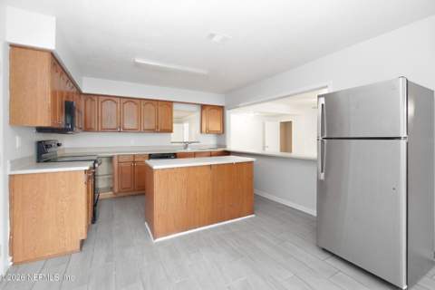 10505 Akers Drive, Jacksonville FL - photo 10 of 30
