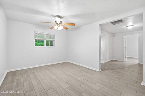 10505 Akers Drive, Jacksonville FL - photo 18 of 30
