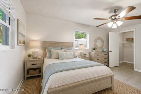 10505 Akers Drive, Jacksonville FL - photo 21 of 30