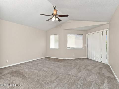 8167 Loch Lomond Lane, Jacksonville FL - photo 9 of 21
