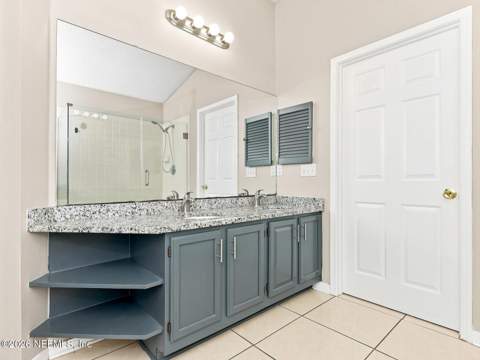 8167 Loch Lomond Lane, Jacksonville FL - photo 11 of 21