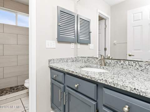 8167 Loch Lomond Lane, Jacksonville FL - photo 17 of 21