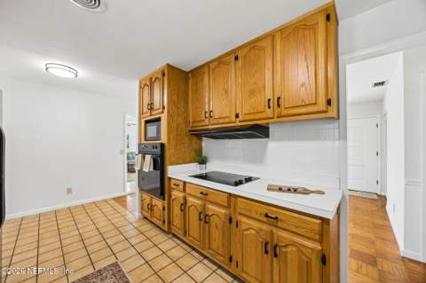 1535 Clinch Drive, Fernandina Beach FL - photo 15 of 46