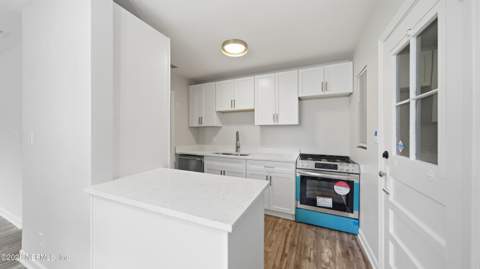 4733 Attleboro Street, Jacksonville FL - photo 14 of 52
