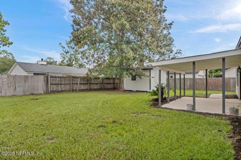 7185 Loves Drive, Jacksonville FL - photo 19 of 21