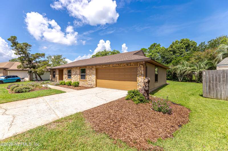 3 bedroom Single Family Residence at 4623 Golden Spike Court, Losco Junction, Jacksonville — photo 3