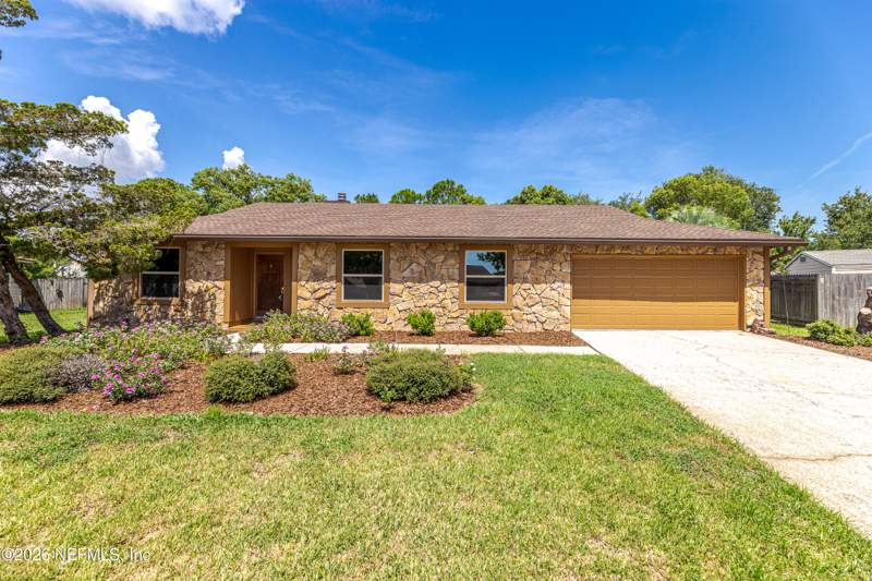 3 bedroom Single Family Residence at 4623 Golden Spike Court, Losco Junction, Jacksonville — photo 4