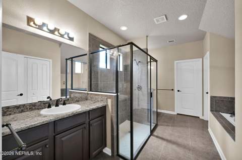 549 Amber Creek Drive, Jacksonville FL - photo 21 of 47
