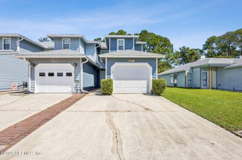 4071 Laurelwood Drive, Jacksonville FL - photo 14 of 39