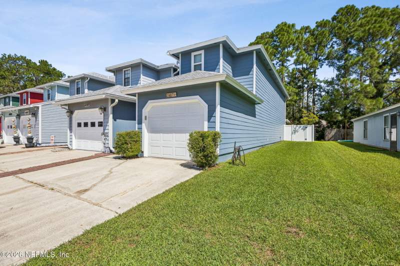 2 bedroom Townhouse at 4071 Laurelwood Drive, Cypress Hammock, Jacksonville — photo 3