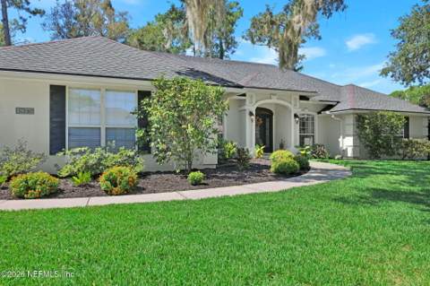 1875 Plantation Oaks Drive, Jacksonville FL - photo 6 of 81